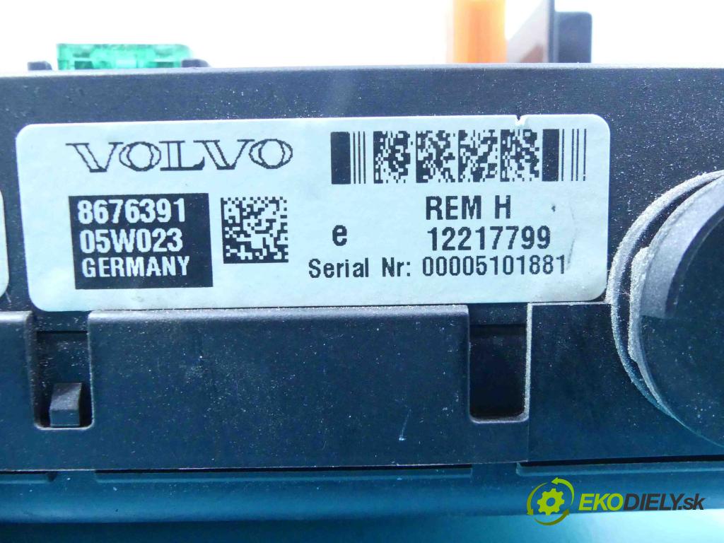 Volvo XC90 I 2002-2014 4.4 V8 automatic 232 kW 4414 cm3 5- modul riadiaca jednotka 12217799 (Ostatné)