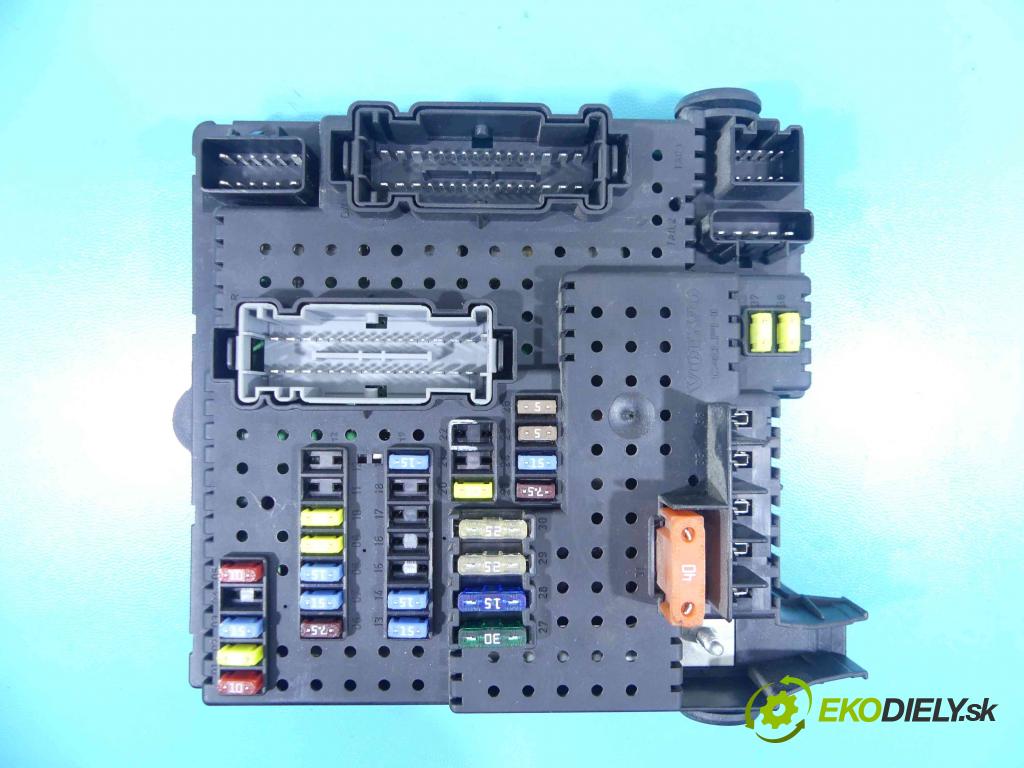 Volvo XC90 I 2002-2014 4.4 V8 automatic 232 kW 4414 cm3 5- modul riadiaca jednotka 12217799 (Ostatné)