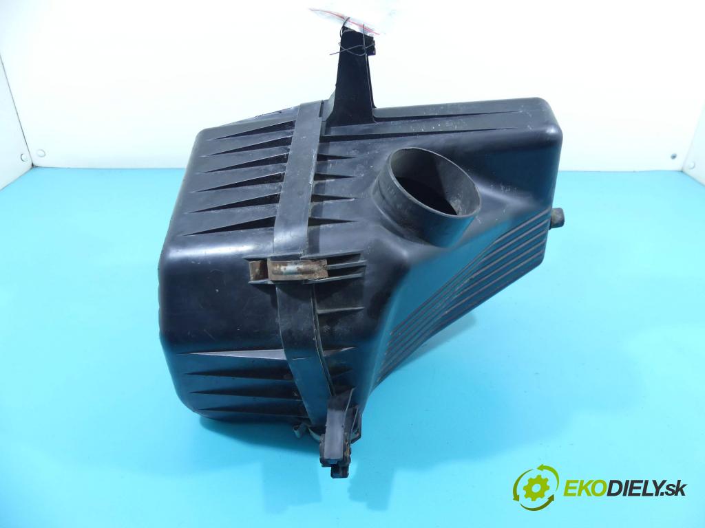 Suzuki Grand Vitara II 2005-2014 1.9 DDiS 129 hp manual 95 kW 1870 cm3 5- obal filtra vzduchu  (Kryty filtrů)