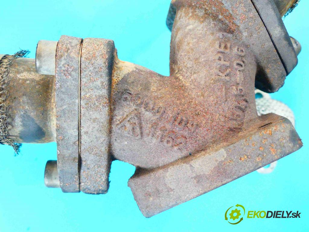 Audi A6 C6 2004-2011 3.0 tdi 232KM automatic 171 kW 2967 cm3 5- potrubí výfuk  (Výfukové potrubí)