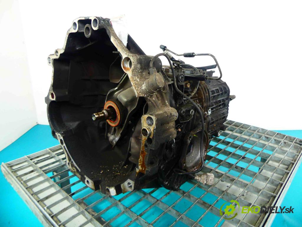 Audi A6 C5 1997-2004 2.4 V6 165 HP manual 121 kW 2393 cm3 4- prevodovka stupeň,rýchlosť manual DSC