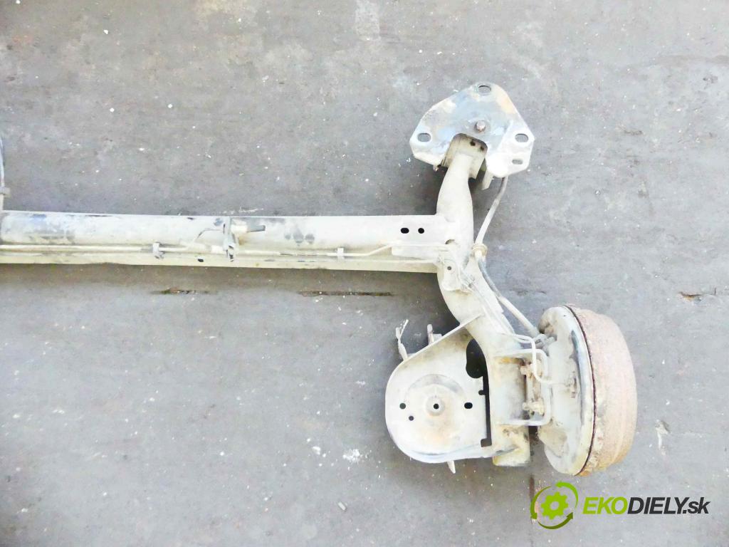 Dacia Dokker 2012- 1.5 dci 75 hp manual 55 kW 1461 cm3 5- zadní výztuha 555116536R