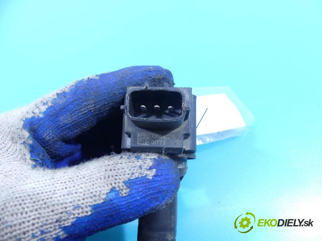 Dacia Duster I 2010-2018 1.6 114 HP manual 84 kW 1598 cm3 5- cievka zapaľovacia 224332428R (Zapaľovacie cievky, moduly)