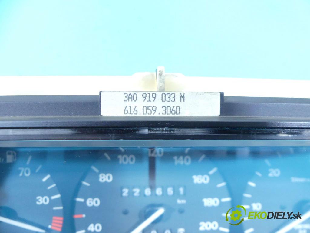 Vw Passat B4 1993-1997 1.9 td 75 HP manual 55 kW 1896 cm3 4- prístrojovka/ budíky 3A0919033M (Prístrojové dosky, displeje)