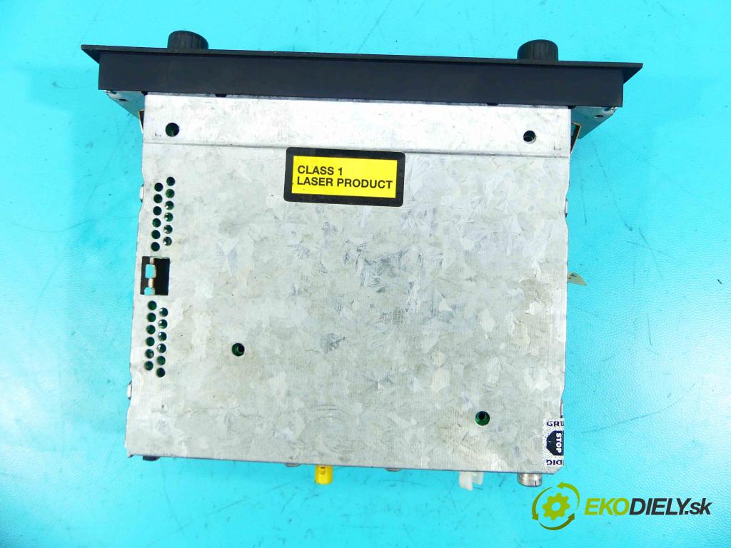 Audi A4 B7 2004-2008 1.9 tdi 116 HP manual 85 kW 1896 cm3 5- Radio továreň: 8E0035186D