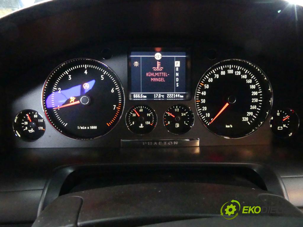 Vw Phaeton 4.2 V8 334HP automatic 246 kW 4172 cm3 4- prístrojovka/ budíky 3D0920881Q (Prístrojové dosky, displeje)