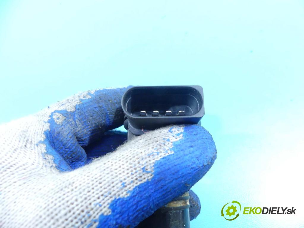 Vw Phaeton 4.2 V8 334HP automatic 246 kW 4172 cm3 4- cievka zapaľovacia 077905115AA (Zapaľovacie cievky, moduly)