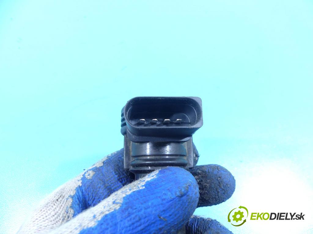 Vw Phaeton 4.2 V8 334HP automatic 246 kW 4172 cm3 4- cievka zapaľovacia 077905115AA (Zapaľovacie cievky, moduly)