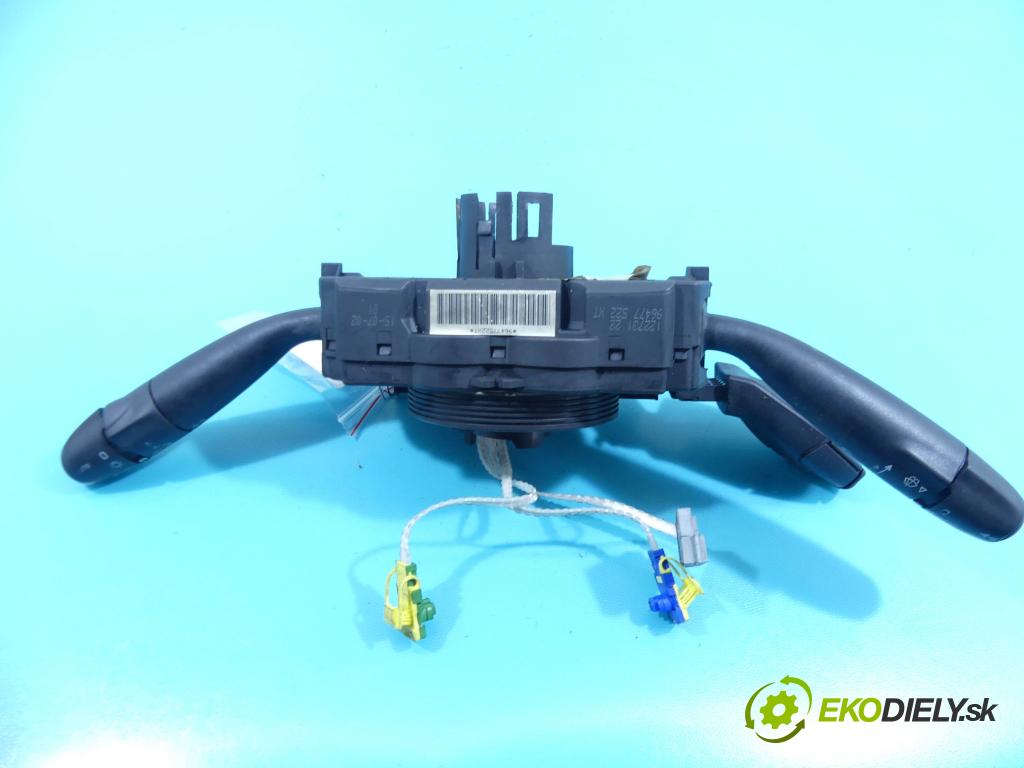 Peugeot 206 2.0 hdi 90 HP manual 66 kW 1997 cm3 5- prepínač 96477522XT