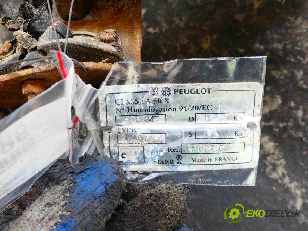 Peugeot 607 2.0 hdi 109 hp manual 80 kW 1998 cm3 4- oko tažné