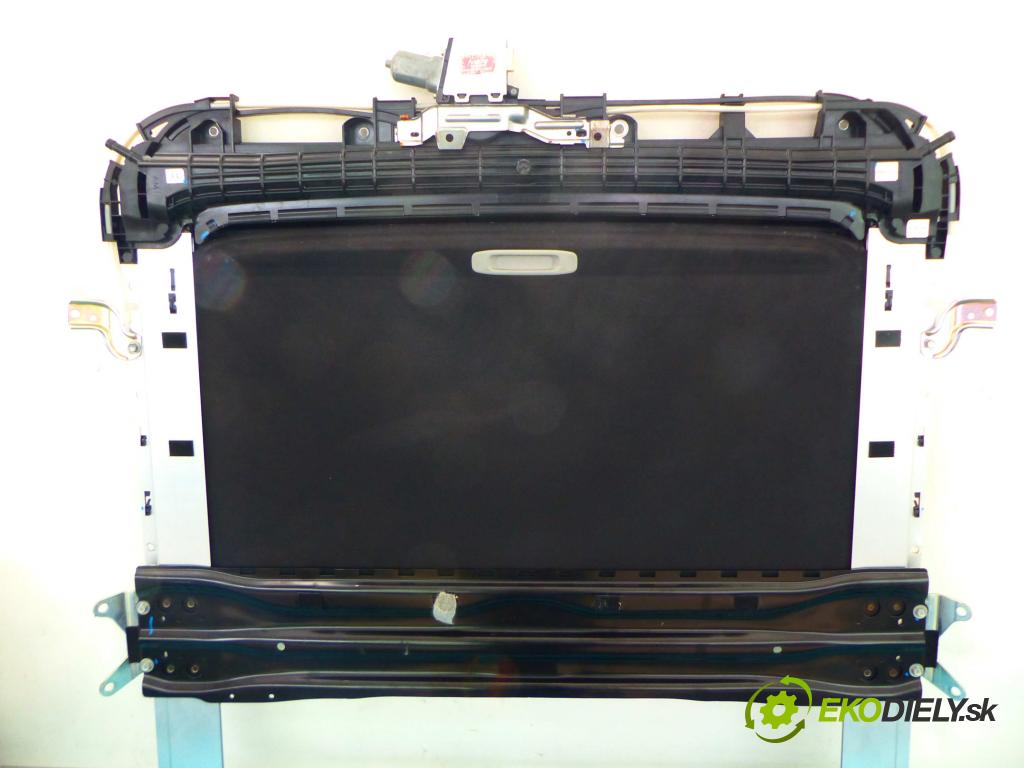 Lexus GS IV 2011-2020 3.5 hybrid 292KM automatic 215 kW 3456 cm3 4- Střešní okno:  (Okna karoserie)