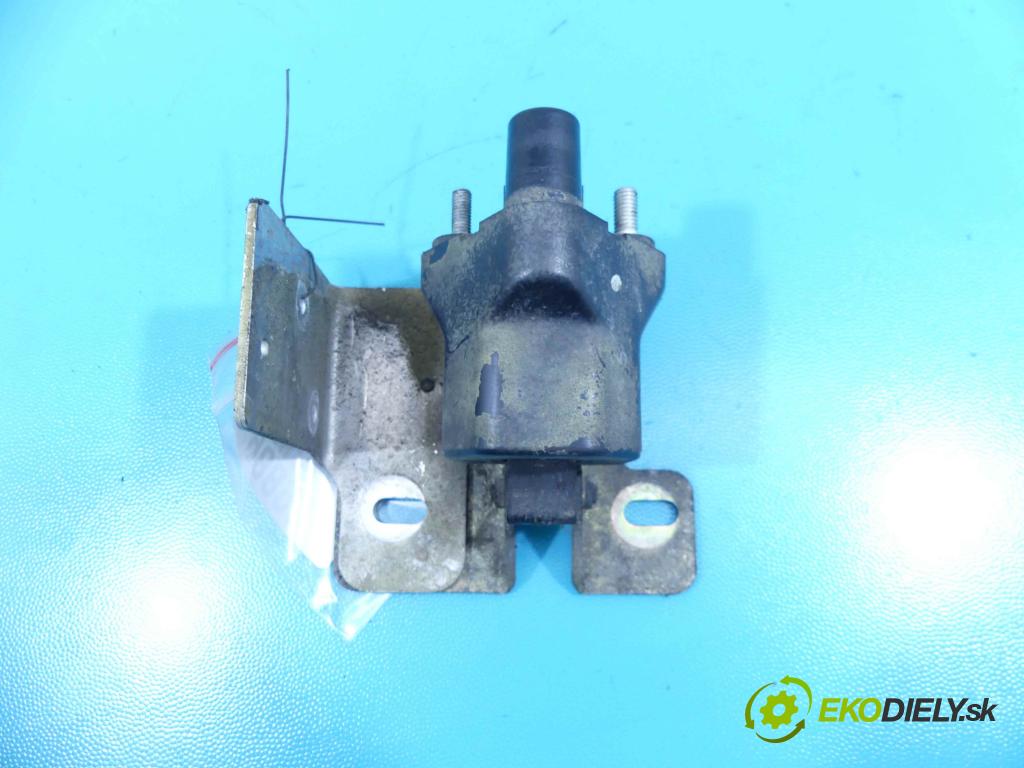 Audi 80 B3 1986-1991 1.8 90 HP manual 66 kW 1781 cm3 4- cievka zapaľovacia  (Zapaľovacie cievky, moduly)