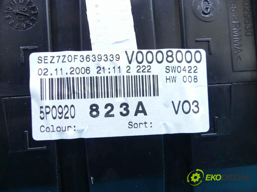 Seat Altea 1.6 SR 102 hp manual 75 kW 1595 cm3 5- Přístrojová deska 5P0920823A (Přístrojové desky, displeje)