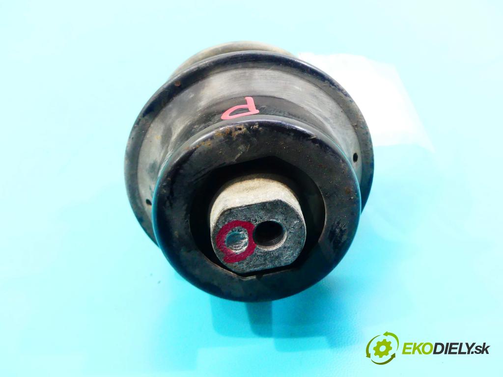 Lexus GS IV 2011-2020 3.5 hybrid 292KM automatic 215 kW 3456 cm3 4- airbag motora  (Držiaky motora)