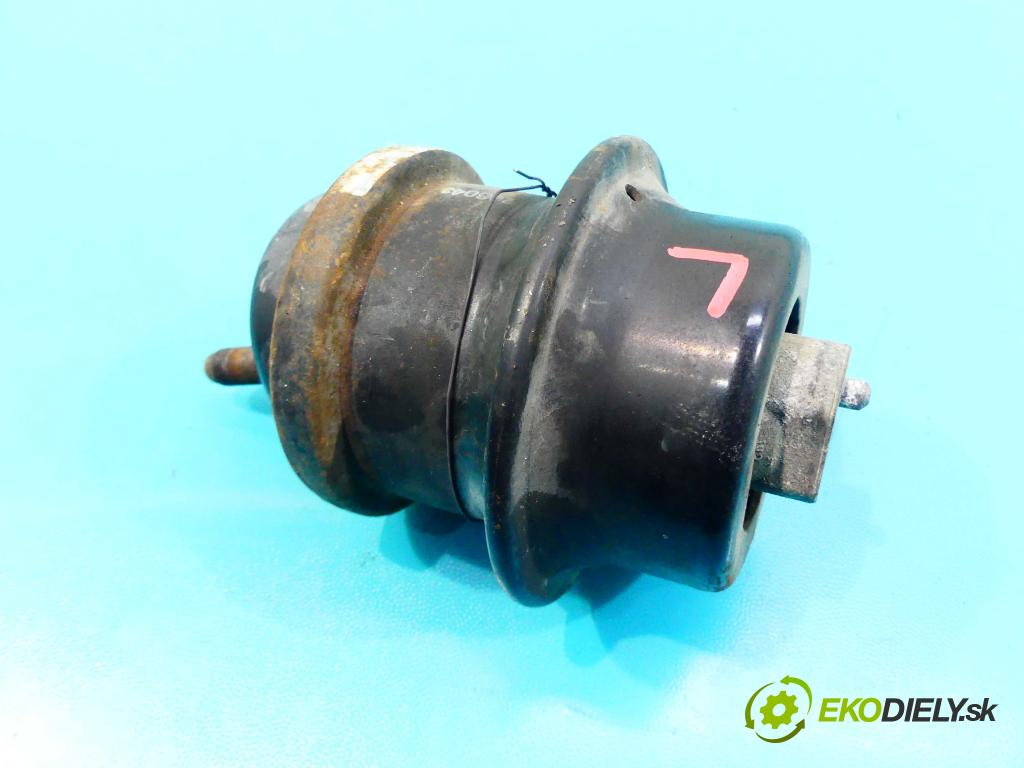 Lexus GS IV 2011-2020 3.5 hybrid 292KM automatic 215 kW 3456 cm3 4- airbag motora  (Držiaky motora)