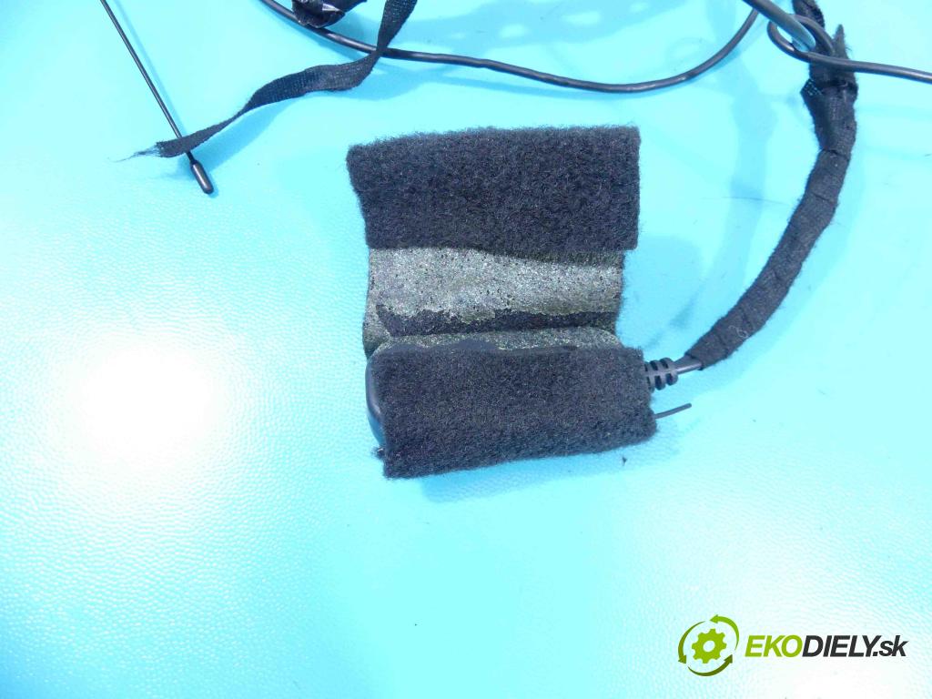 Toyota Camry XV40 2006-2011 2.4 16v 215KM automatic 158 kW 2387 cm3 4- Radio
