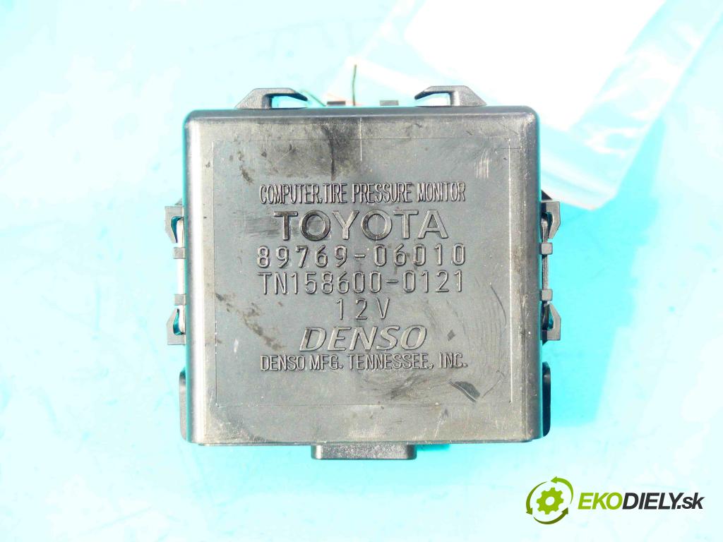 Toyota Camry XV40 2006-2011 2.4 16v automatic 158 kW 2387 cm3 4- modul riadiaca jednotka 89769-06010 (Ostatné)