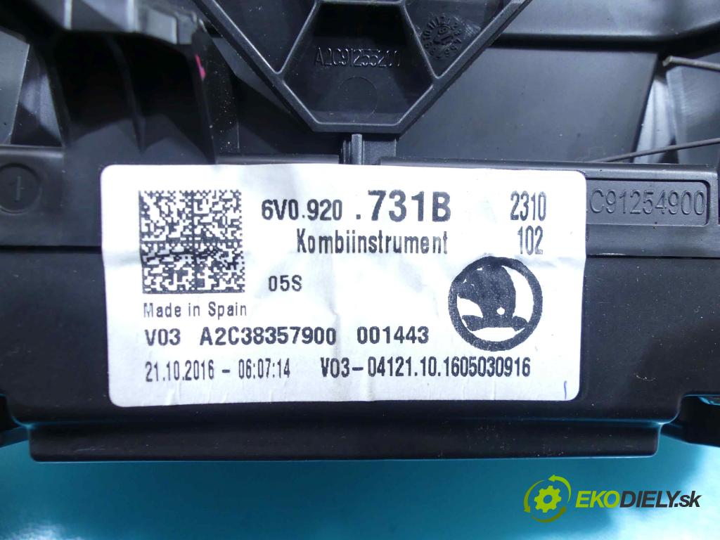 Skoda Fabia III 2014- 1.4 tdi 105 HP manual 77 kW 1422 cm3 5- prístrojovka/ budíky 6V0920731B (Prístrojové dosky, displeje)