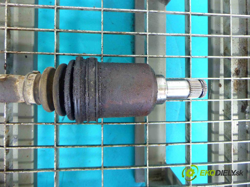 Smart Fortwo 1998-2007 0.6 T 54 HP automatic 40 kW 599 cm3 3- poloos ľavé  (Poloosy)