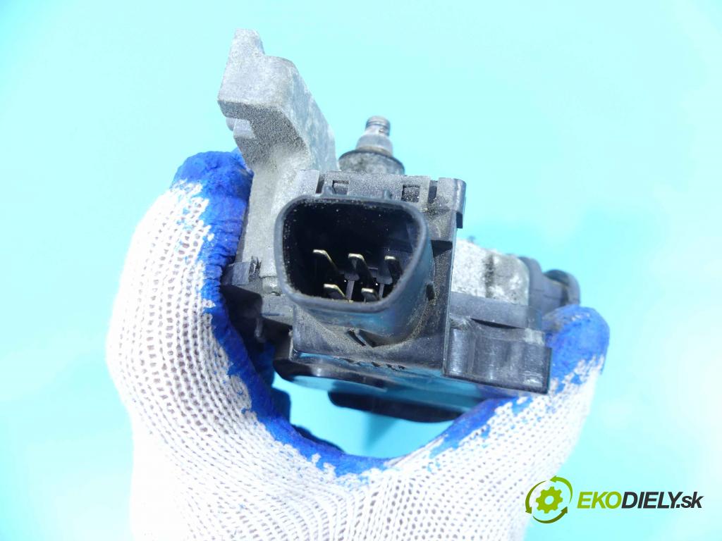 Toyota Corolla E12 2001-2009 1.8 16v 126 hp automatic 93 kW 1794 cm3 4- motor stěračů přední 159200-5920