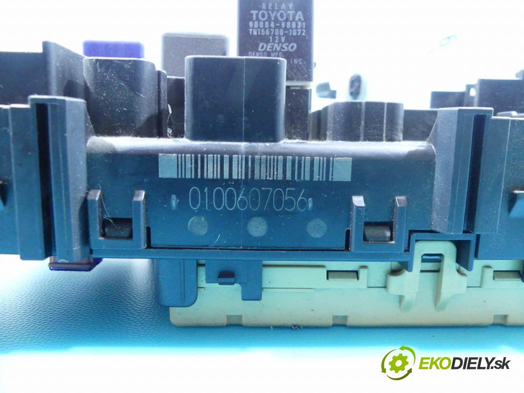 Toyota Corolla E12 2001-2009 1.8 16v 126 HP automatic 93 kW 1794 cm3 4- modul riadiaca jednotka 82641-02130 (Ostatné)