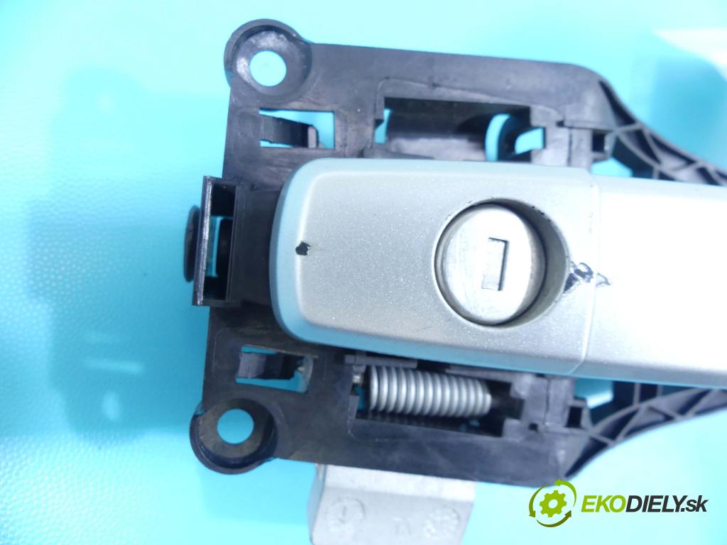 Opel Zafira B 2005-2014 1.9 cdti 150 HP manual 110 kW 1910 cm3 5- rukoväť predné ľavé mimo:  (Vonkajšie predné ľavé)