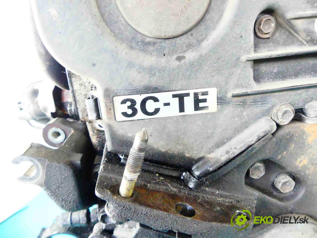 Toyota Picnic 2.2 TD 90 HP manual 66 kW 2184 cm3 5- motor diesla 3C-TE