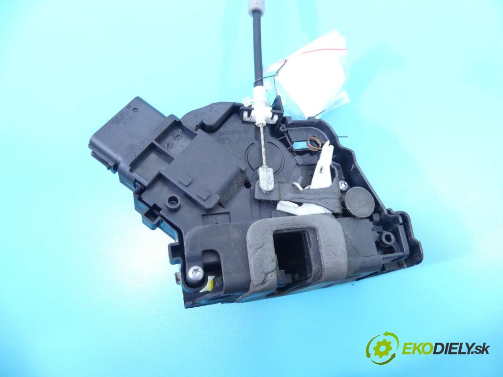 Ford Mondeo Mk4 2007-2014 1.6 16v 110 hp manual 81 kW 1596 cm3 5- zámek přední pravý 8M2A-R21812-AA