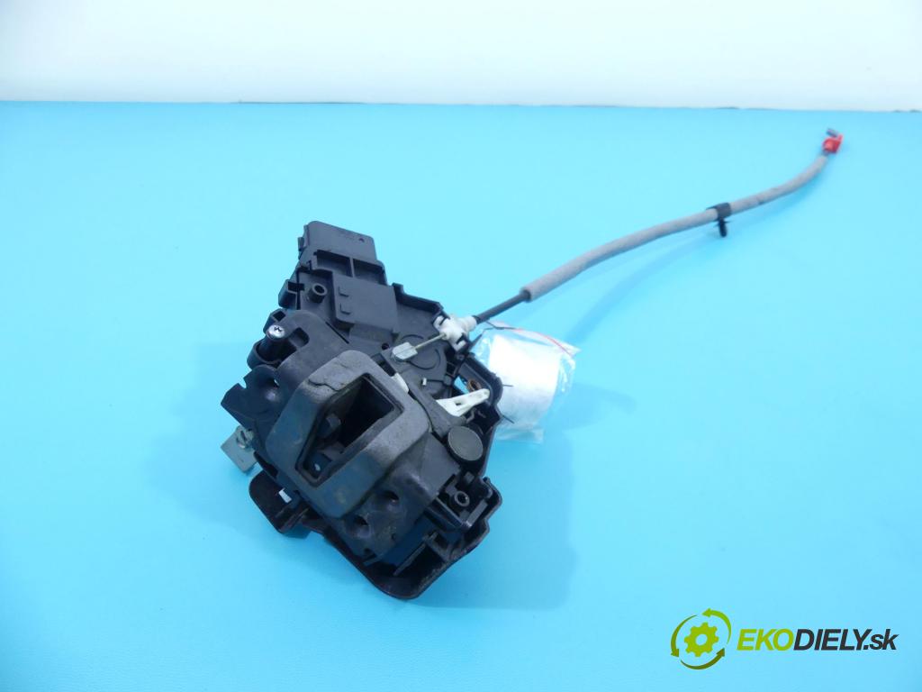 Ford Mondeo Mk4 2007-2014 1.6 16v 110 hp manual 81 kW 1596 cm3 5- zámek přední pravý 8M2A-R21812-AA