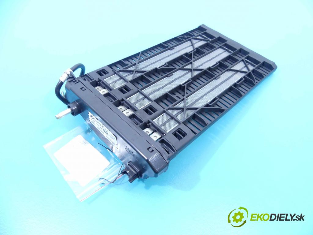 Bmw 1 F20 2011-2019 2.0d 116 HP automatic 85 kW 1995 cm3 5- radiator 9232058 (Radiátory kúrenia)