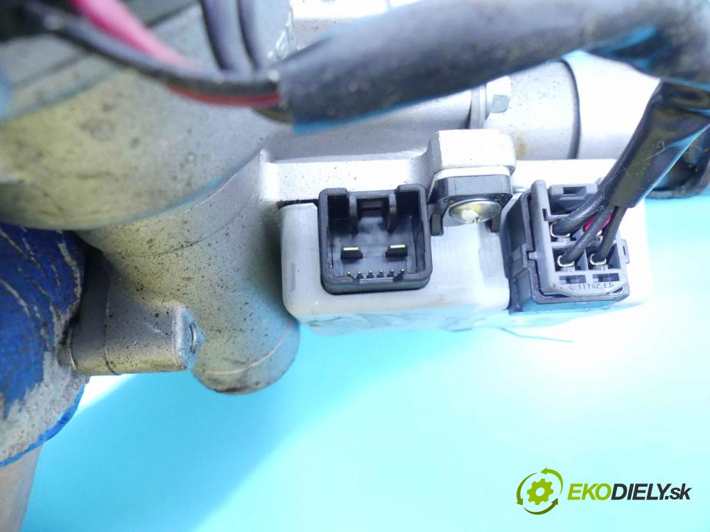 Suzuki Ignis 1.3 16v 4x4 94 HP manual 69 kW 1328 cm3 5- čerpadlo posilovač 48200-86G61 (Servočerpadlá, pumpy riadenia)