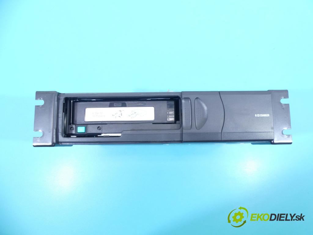 Bmw 1 e87 2004-2011 1.6 16v 116 HP manual 85 kW 1596 cm3 5- Menič: cd 9143439 (CD meniče)