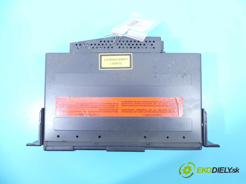 Bmw 1 e87 2004-2011 1.6 16v 116 HP manual 85 kW 1596 cm3 5- Menič: cd 9143439 (CD meniče)