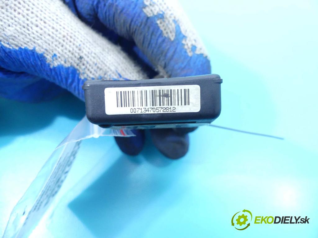 Opel Vectra C 2002-2008 2.2 dti 125 hp manual 92 kW 2171 cm3 5- snímač tlaku 24437708 (Snímače tlaku)