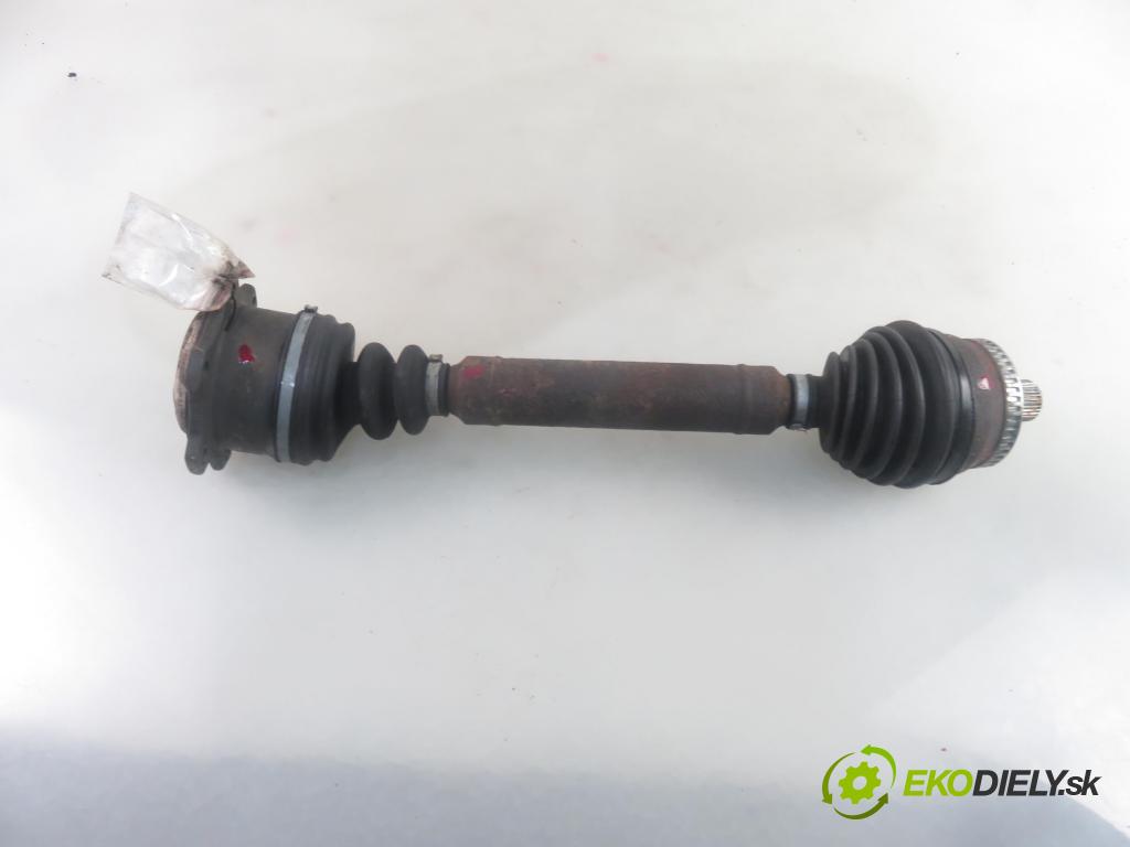 VW PASSAT B5 (3B2) SEDAN 1998 110,00 1.8 T - AEB 1781,00 Poloos PP