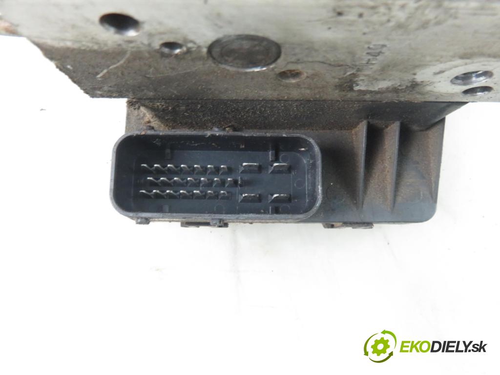 HYUNDAI SANTA FÉ I (SM) SUV 2001 127,00 2.7 V6 4x4 - G6BA 2656,00 Pumpa ABS 5890026170 ; BH60111110 (Pumpy ABS)