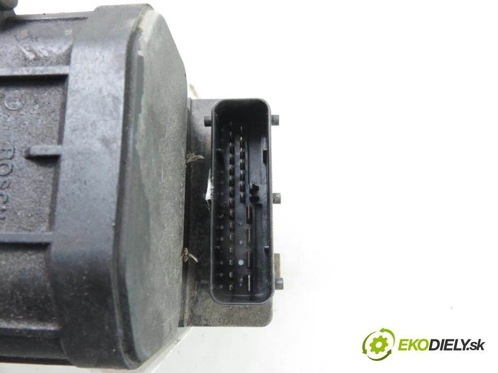 VW PASSAT B5 Variant (3B5) KOMBI 1998 81,00 1.9 TDI 110 - AFN 1896,00 Pumpa ABS 0273004281 ; 0265216559 (Pumpy ABS)