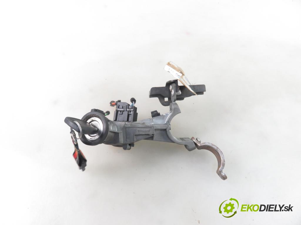 FIAT FIORINO nadwozie zamknięte / kombi (225_) FURGON 2009 55,00 1.3 D Multijet 1248,00 spinačka 51760548 ; 01098401 (Spínacie skrinky a kľúče)