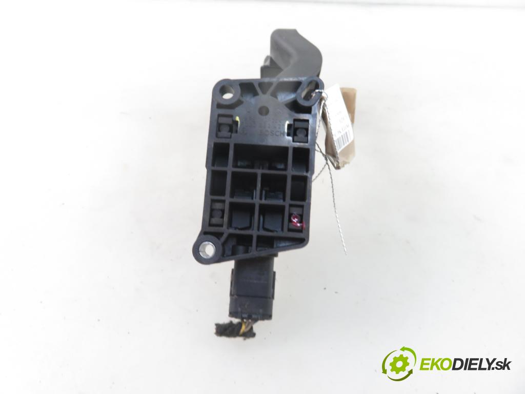 CITROEN C3 Pluriel (HB_) CABRIO 2003 80,00 1.6 - NFU 109 (TU5JP4) 1587,00 Potenciometer plynu F00C3E2427 ; 0280752251 ; 9646702180 (Pedále)