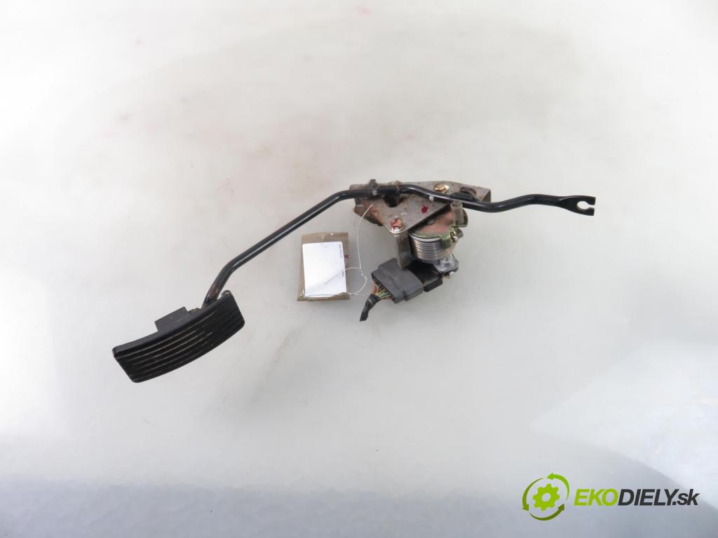 MITSUBISHI PAJERO PININ (H6_W, H7_W) TERENOWY 2000 88,00 1.8 GDI (H66W, H76W) - 4G93 (GDI) 1834,00 potenciometr plynového pedálu ASA66010 (Pedály)