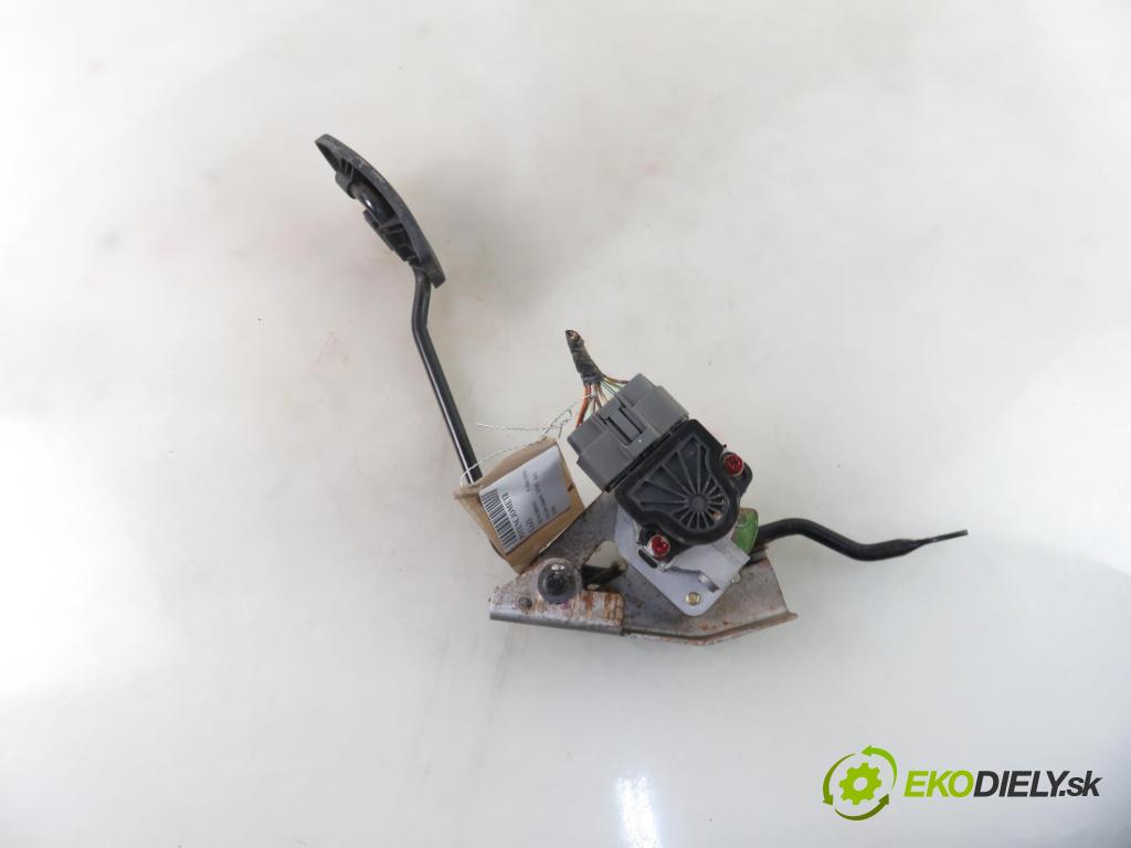 MITSUBISHI PAJERO PININ (H6_W, H7_W) TERENOWY 2000 88,00 1.8 GDI (H66W, H76W) - 4G93 (GDI) 1834,00 potenciometr plynového pedálu ASA66010 (Pedály)