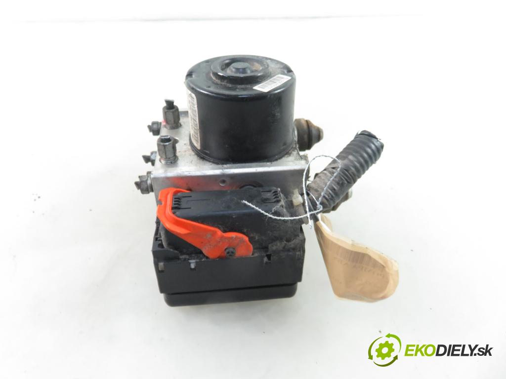 SUZUKI SWIFT III (MZ, EZ) HB 2007 67,00 1.3 91 - M13A 1328,00 Pumpa ABS 06210908113 ; 00210205764 (Pumpy ABS)