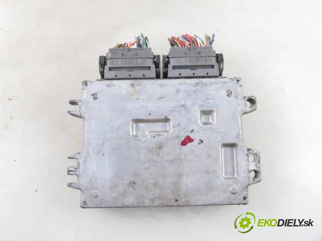 SUZUKI SWIFT III (MZ, EZ) HB 2007 67,00 1.3 91 - M13A 1328,00 Riadiaca jednotka Motor 3392063JM ; 123005700