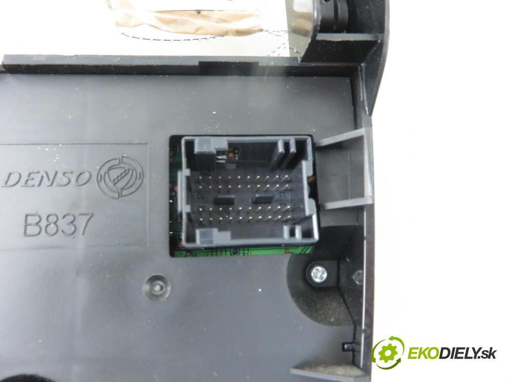 FIAT GRANDE PUNTO (199_) HB 2006 66,00 1.3 D Multijet 90 - 199 A3.000 1248,00 Panel kúrenia KLIMATRONIK 735419793