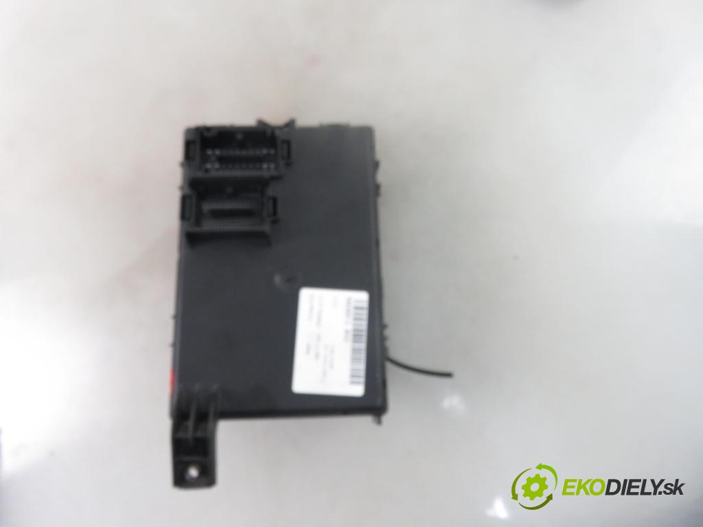FIAT GRANDE PUNTO (199_) HB 2006 66,00 1.3 D Multijet 90 - 199 A3.000 1248,00 MODUL BSI 00517954300