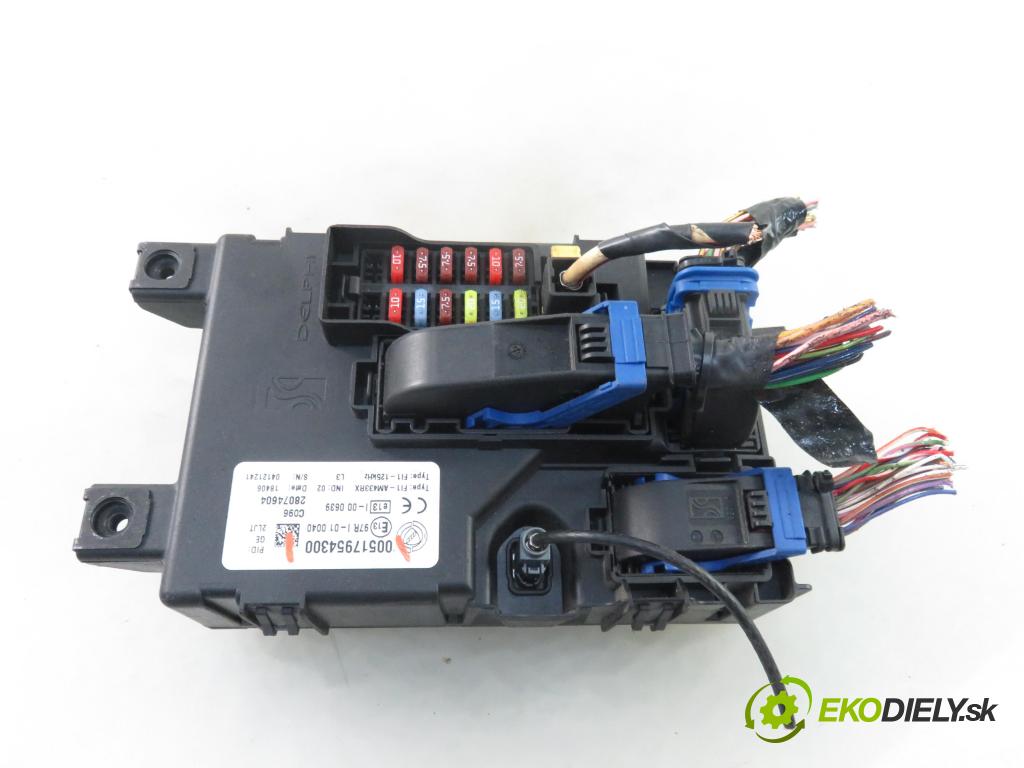 FIAT GRANDE PUNTO (199_) HB 2006 66,00 1.3 D Multijet 90 - 199 A3.000 1248,00 MODUL BSI 00517954300