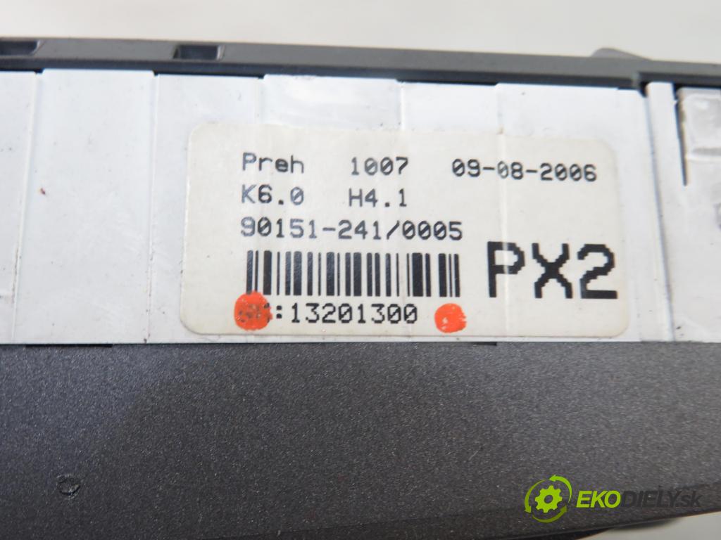 OPEL ASTRA H Kombi (A04) KOMBI 2006 66,00 1.3 CDTI 1248,00 Panel kúrenia KLIMATIZACE: 13201300