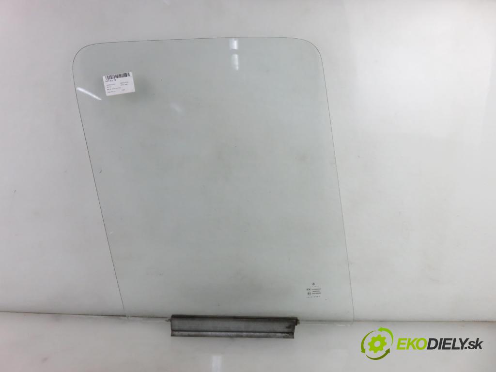 MERCEDES-BENZ SPRINTER 4-t Platforma / podwozie (904) KABINA/PLATFORMA 1999 58,00 2.3D 408 D - OM 601.943 2299,00 okno PP