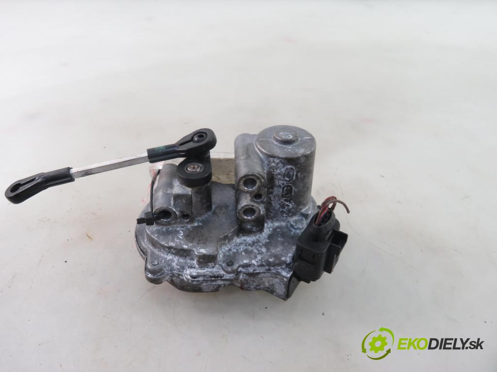 AUDI A6 Avant (4F5, C6) KOMBI 2005 120,00 2.7 TDI - BSG 2698,00 nastavovač svod, potrubí A2C53022954 ; 059129086 (Ostatní)