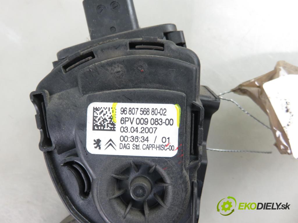 PEUGEOT 207 (WA_, WC_) HB 2006 88,00 1.6 16V VTi - 5FW (EP6) 1598,00 Potenciometer plynu 968075688002 ; 6PV00908300 (Pedále)